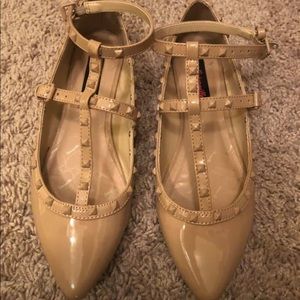 Rockstud inspired flats